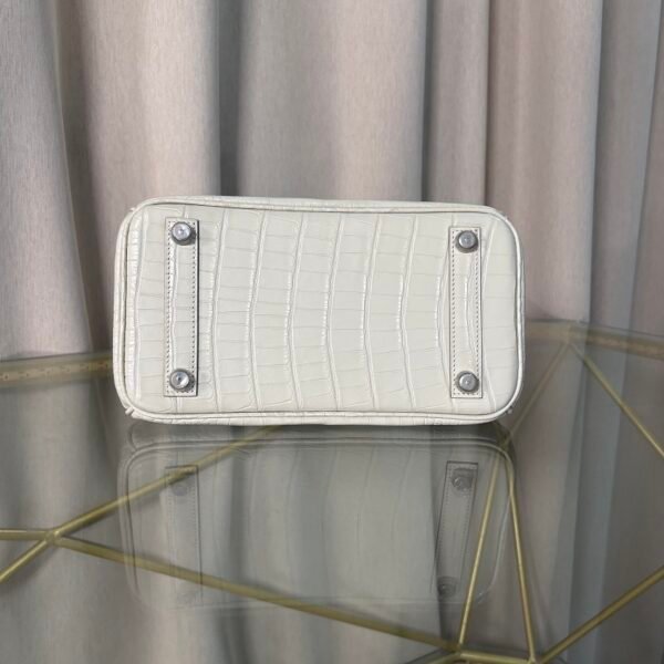 Birkin 25 Glacier White Matte Alligator Palladium Hardware Birkin 25 Glacier White Matte Alligator Palladium Hardware Retourne Bag