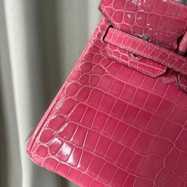 birkin-25-shiny-niloticus-crocodile-rose-scheherazade-phw Birkin 25 Retourne Shiny Niloticus Crocodile Rose Schéhérazade Palladium Hardware bag