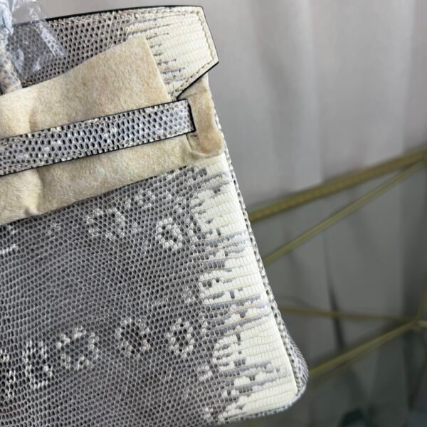 birkin-25-retourne-lizard-naturel-palladium-hardware Birkin 25 Retourne bag in Lizard Naturel with Palladium Hardware