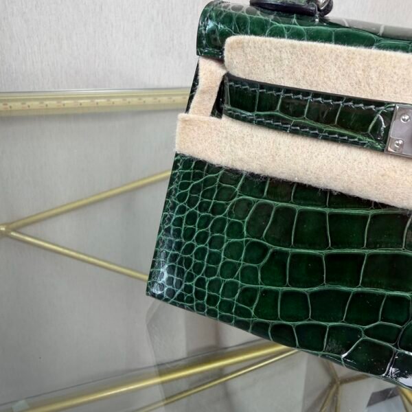 Mini Kelly II Sellier Style 20 Shiny Alligator Vert Émeraude with Palladium Hardware