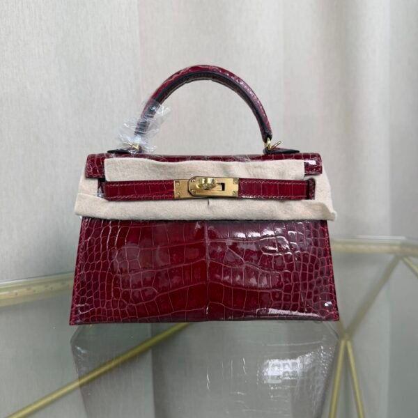 Mini Kelly II Sellier 20 Style Shiny Alligator Rouge H with Gold Hardware