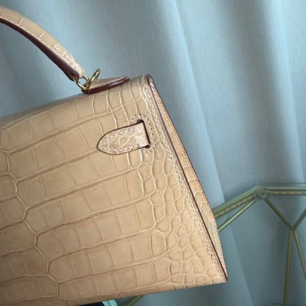 Kelly Sellier 20 Style Chai Shiny Alligator Gold Hardware