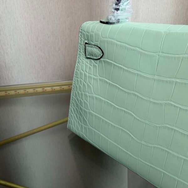Kelly Sellier 20 Style Vert Peppermint Matte Alligator Palladium Hardware