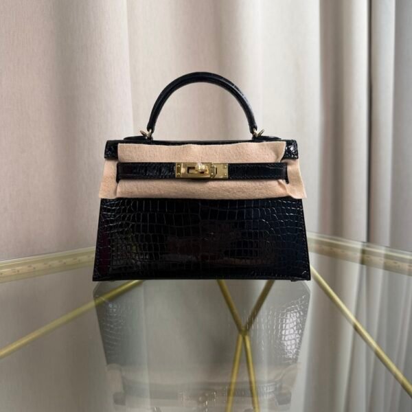 Kelly Sellier 20 Style Black Shiny Porosus Crocodile Gold Hardware Kelly Sellier 20 Style Black Shiny Porosus Crocodile Gold Hardware