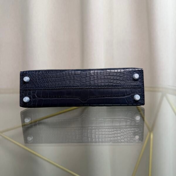 Kelly Sellier 20 Style Bleu Nuit Matte Alligator Palladium Hardware