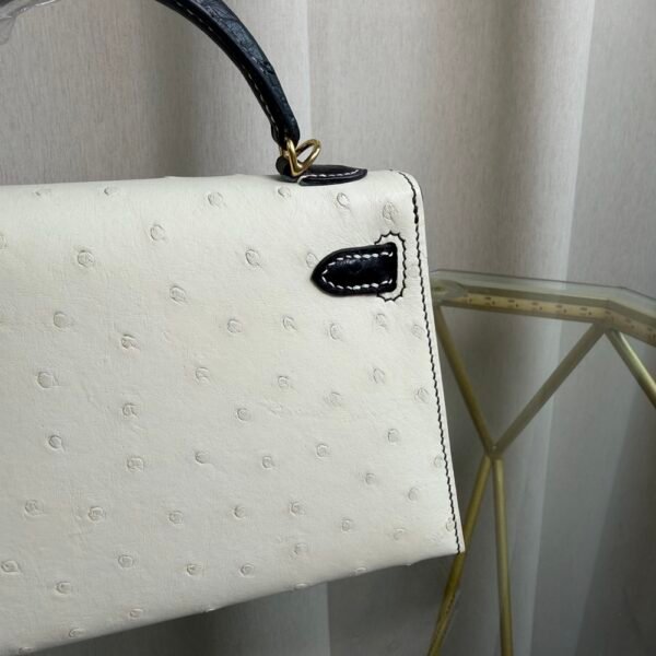 Kelly Sellier 20 Style Ostrich Leather Bag Beton Noir Gold Hardware