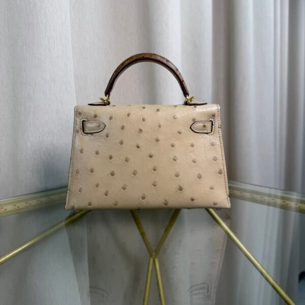 Kelly Sellier 20 Style Biscuit Ostrich Touch Gold Hardware