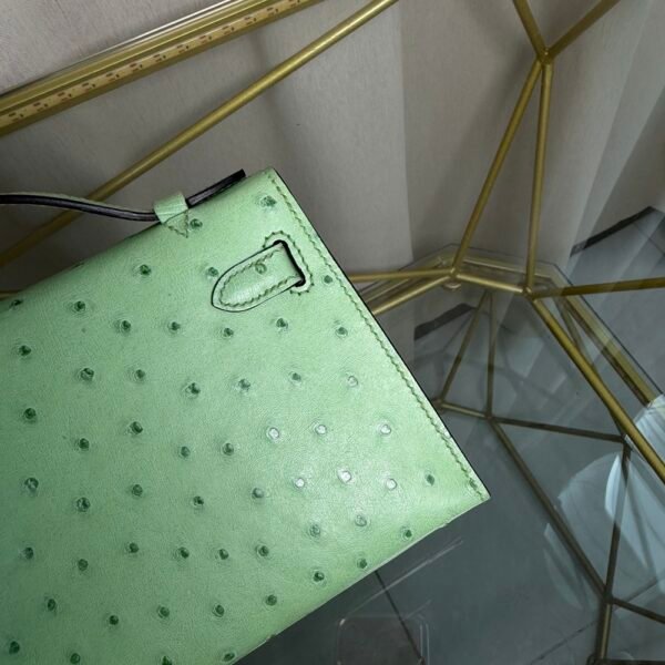 Kelly Pochette Style Vert Criquet Ostrich Palladium Hardware