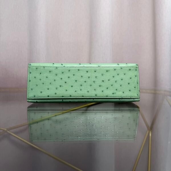 Kelly Pochette Style Vert Criquet Ostrich Palladium Hardware