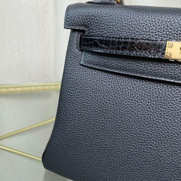 Kelly Retourne 25 Style Black Togo and Shiny Alligator Touch Gold Hardware