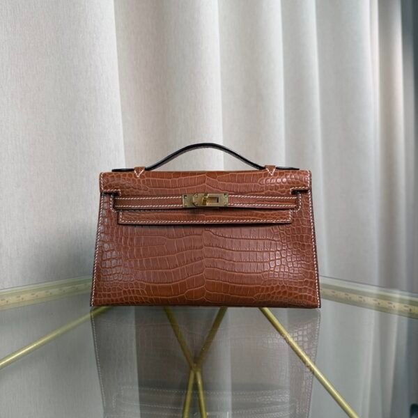 Kelly Pochette Style Fauve Matte Barenia Alligator Gold Hardware