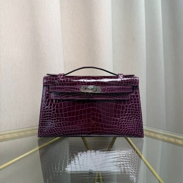 Kelly Pochette Style Violet Shiny Alligator Palladium Hardware Kelly Pochette Style Violet Shiny Alligator Palladium Hardware