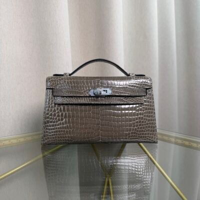 Kelly Pochette Style Gris Tourterelle Shiny Alligator Palladium Hardware