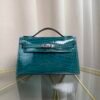 Kelly Pochette Style Vert Jade Shiny Niloticus Crocodile Palladium Hardware Kelly Pochette Style Vert Jade Shiny Niloticus Crocodile Palladium Hardware