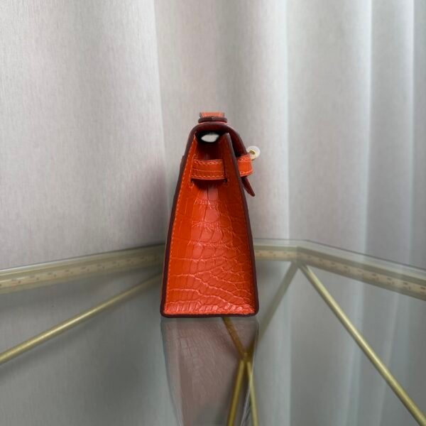 Kelly Pochette Style Orange Matte Niloticus Crocodile Gold Hardware Kelly Pochette Style Orange Matte Niloticus Crocodile Gold Hardware