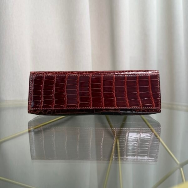 Kelly Pochette Style Miel Shiny Alligator Gold Hardware Kelly Pochette Style Miel Shiny Alligator Gold Hardware