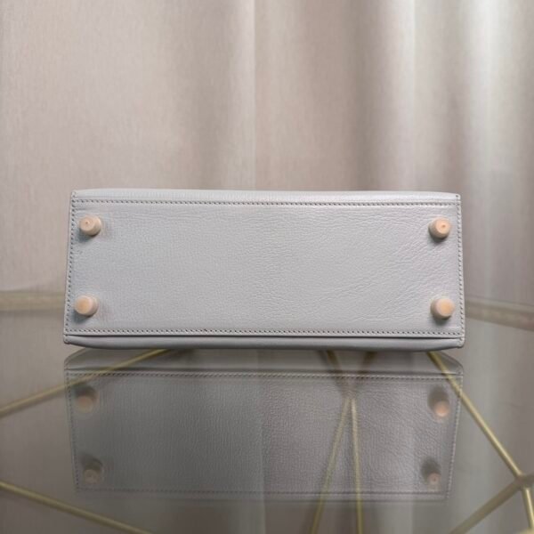 Kelly Sellier 25 Style Gris Perle and Gold Chevre Mysore Gold Hardware