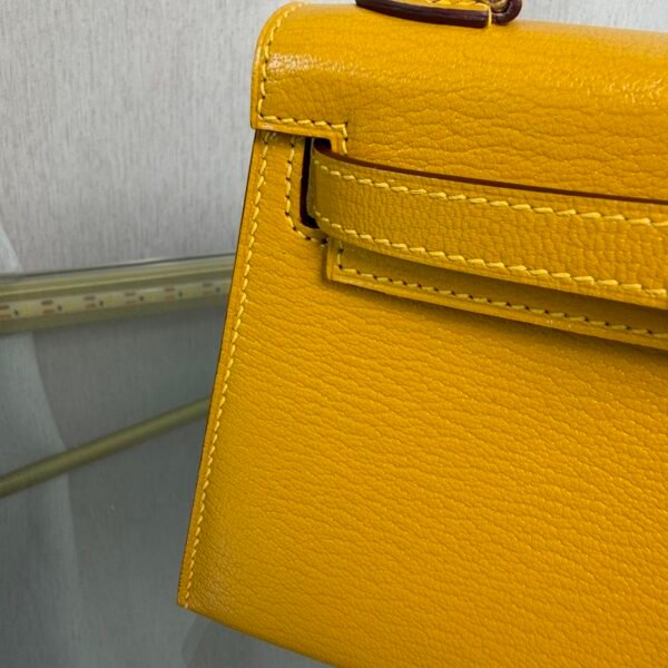 Kelly Sellier 20 Jaune Ambre Chèvre Mysore Palladium Hardware