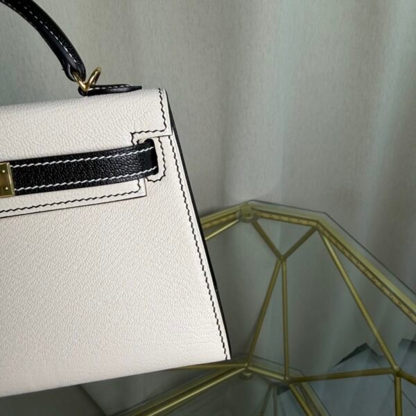 Kelly Sellier 20 Nata, Black Chèvre Mysore Gold Hardware