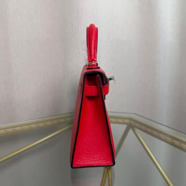 Kelly Sellier 20 Rouge Casaque Verso Rose Bubblegum Chèvre Mysore Palladium Hardware