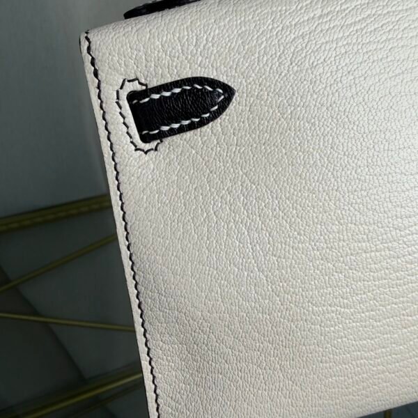 Kelly Sellier 20 Nata, Black Chèvre Mysore Palladium Hardware