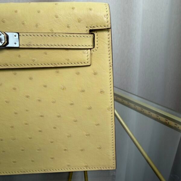 Kelly Danse Style Jaune Poussin Ostrich Palladium Hardware